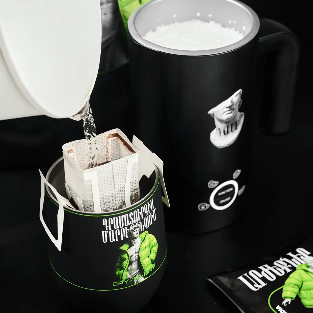 Barista gift set к 8 Марта: Крупный план материала, фактуры и зоны нанесения.