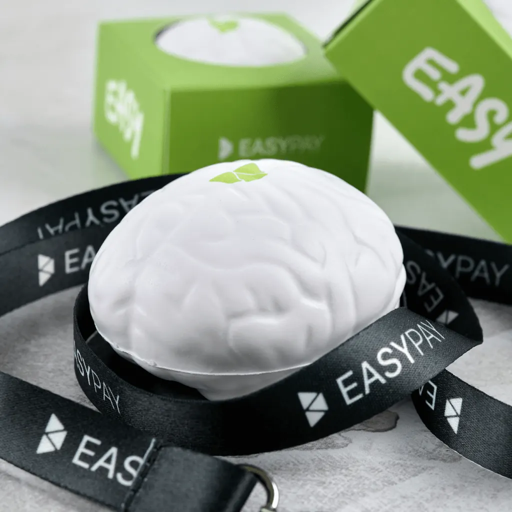 Мерч-набор EasyPay с антистрессом и канцелярией, фотография проекта 5