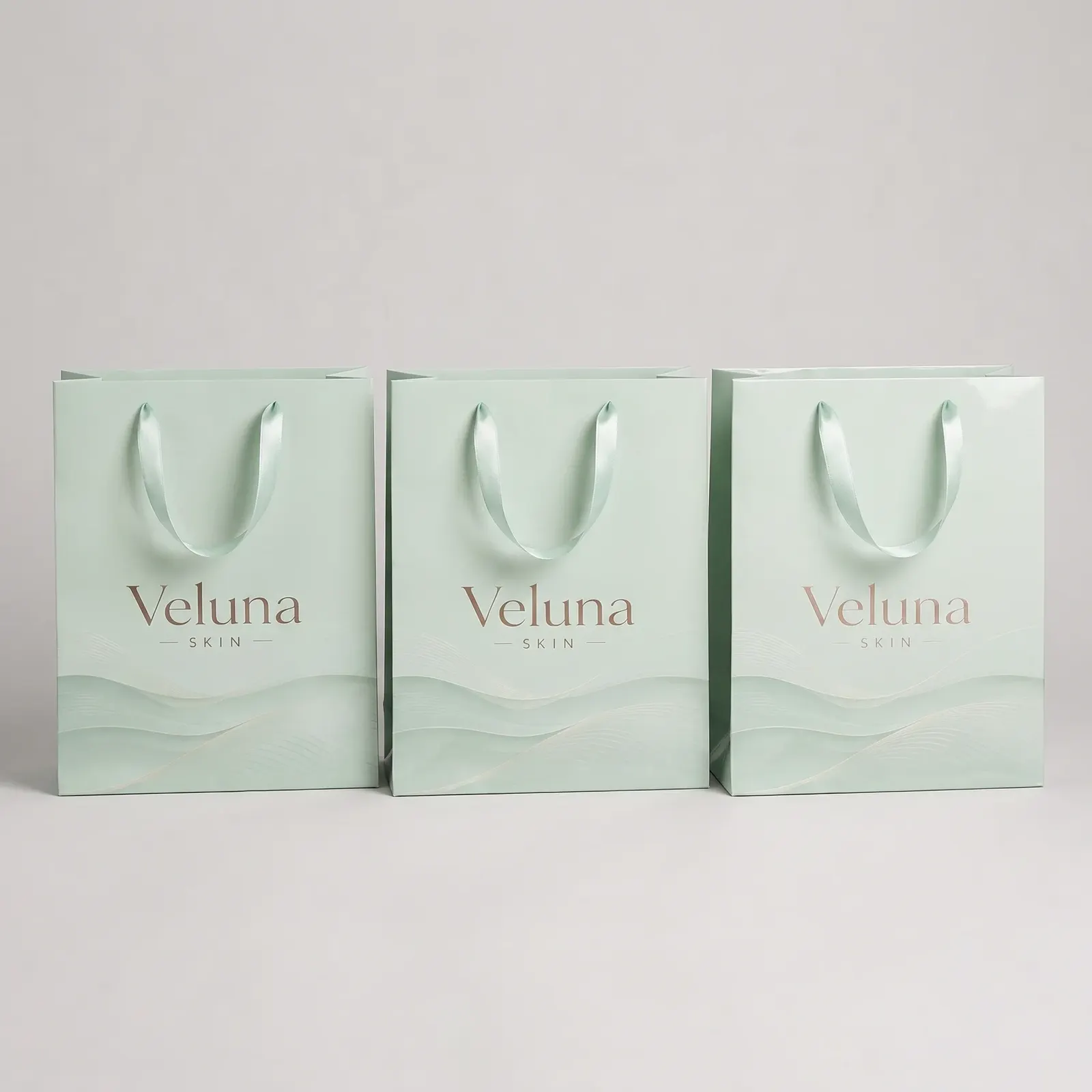 Премиальные пакеты Veluna Skin с золотым тиснением, фотография проекта 7
