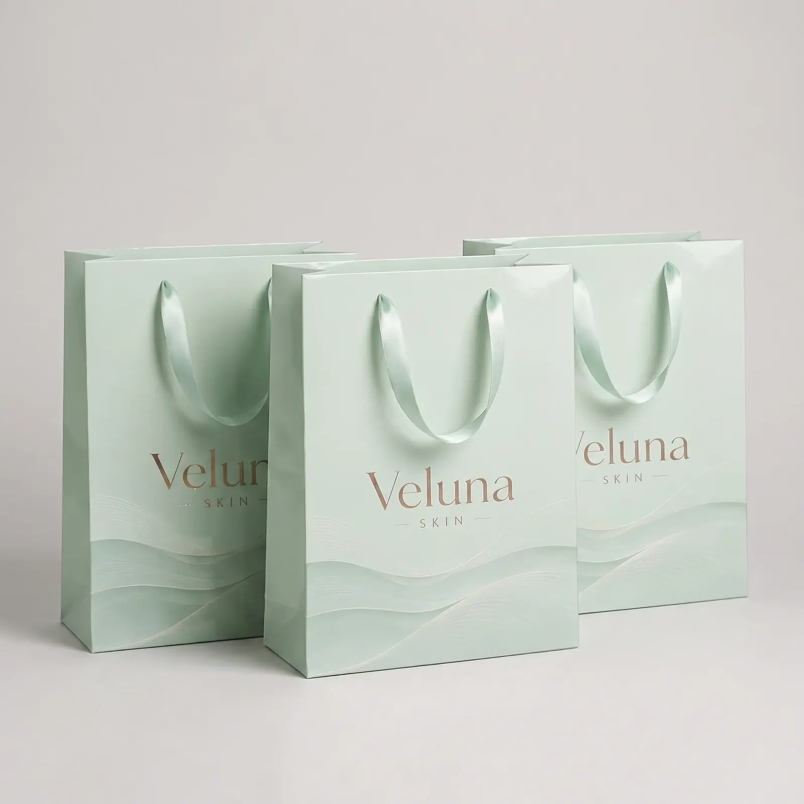 Премиальные пакеты Veluna Skin с золотым тиснением, фотография проекта 8
