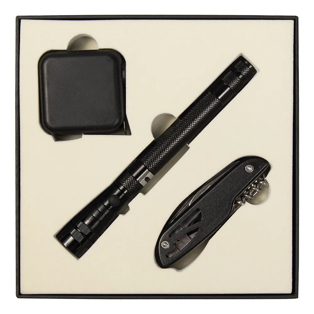 Набор подарочный Solution Superior Trio (Фонарь телескопический Tools Flashlight, рулетка Tools Master, 3 метра, нож складной многофункциональный Tools Driver, 7 в 1) черный, черный