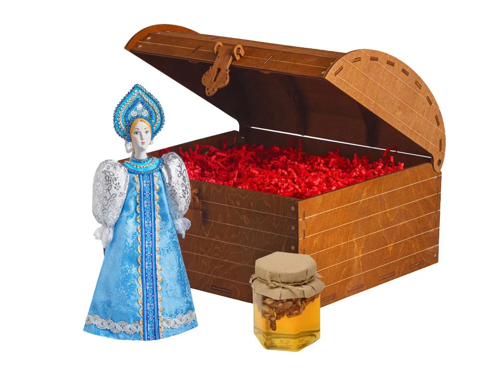 Подарочный набор: кукла фарфоровая, мёд с гецким орехом, голубой