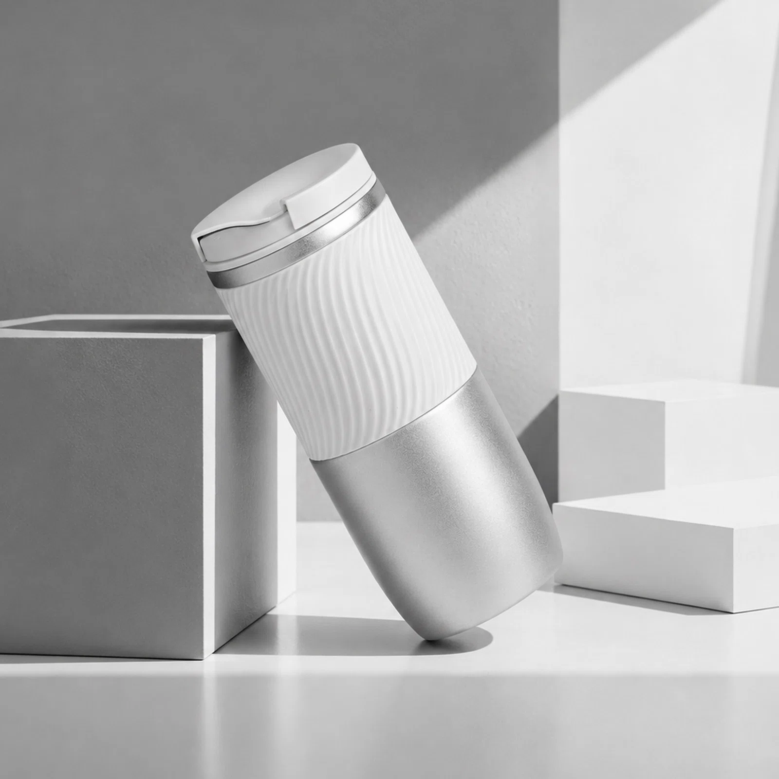 Герметичная вакуумная термокружка Pillar, 550 мл, серебристый